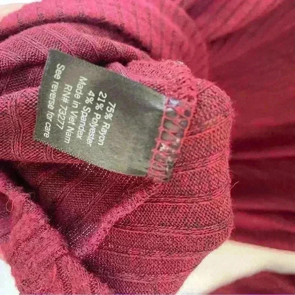 Simply Vera Vera Wang Red and Black Striped Cowl Neck Top XXL - Picture 4 of 4